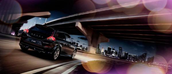 Photograph Nigel Harniman Volvo C30 on One Eyeland